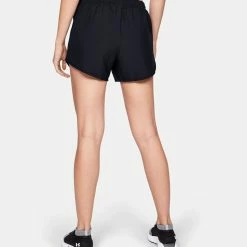 Under Armour Speed Stride Shorts, Ladies 10 Under Armour Speed Stride Shorts, Ladies -POINTESHOES SHOP 1290872c 57792.1650349138