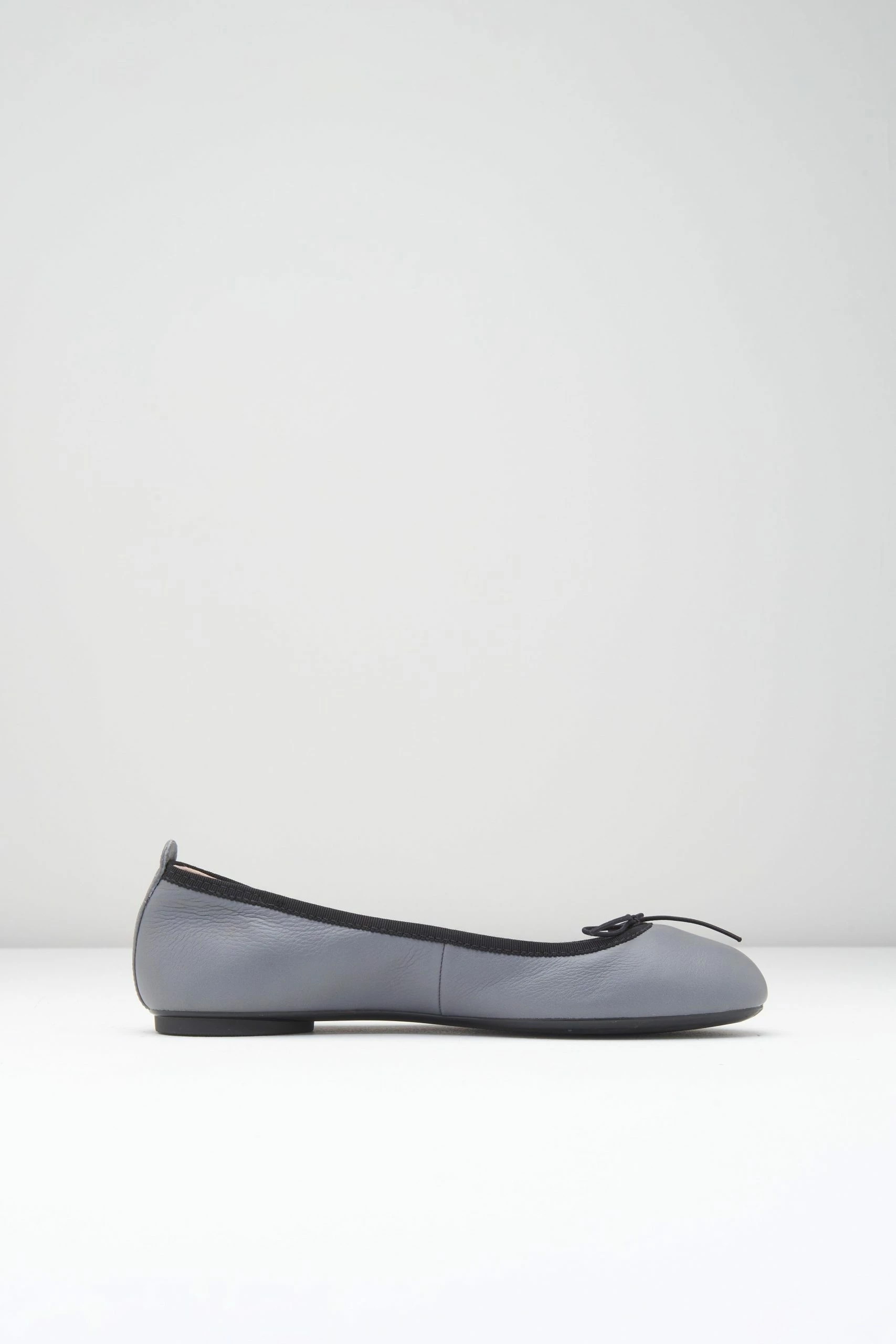 BLOCHSTORE-US Ladies Nashira Ballet Flats 2 BLOCHSTORE-US Ladies Nashira Ballet Flats - Image 2