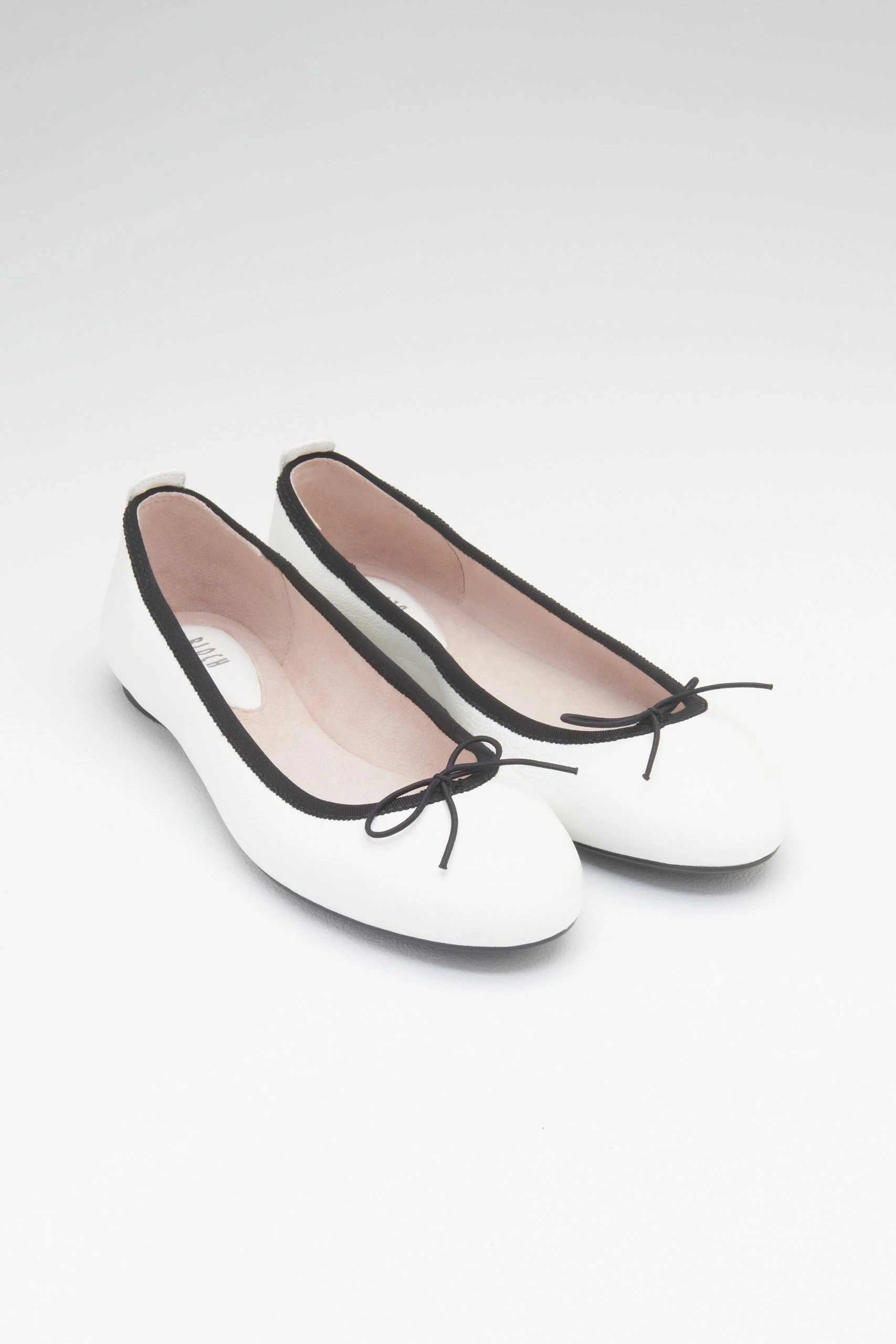 BLOCHSTORE-US Ladies Nashira Ballet Flats 3 BLOCHSTORE-US Ladies Nashira Ballet Flats - Image 3
