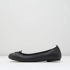 BLOCHSTORE-US Ladies Nashira Ballet Flats