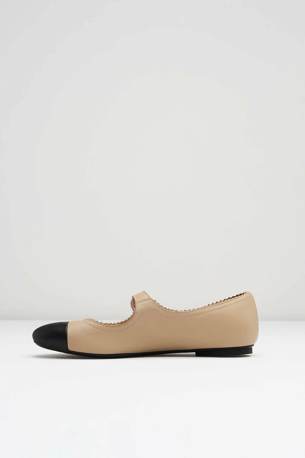 BLOCHSTORE-US Ladies Cassiopeia Ballet Flats 4 BLOCHSTORE-US Ladies Cassiopeia Ballet Flats - Image 4