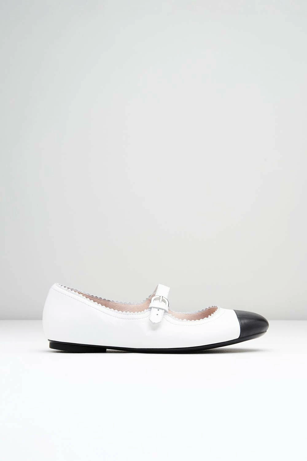 BLOCHSTORE-US Ladies Cassiopeia Ballet Flats 2 BLOCHSTORE-US Ladies Cassiopeia Ballet Flats - Image 2